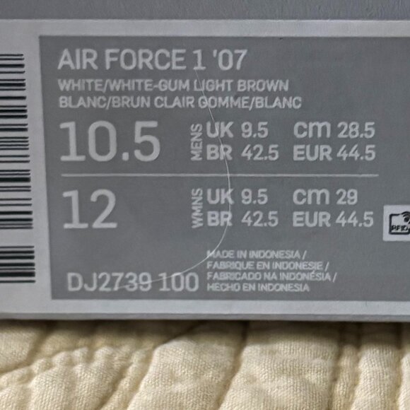 Nike Air Force 1 '07 (Men Size 10.5) - Picture 3 of 5